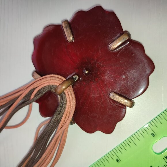 Red Flower Necklace Bohemian Boho Academia Statement Base of the Neck Vintage - Picture 8 of 8